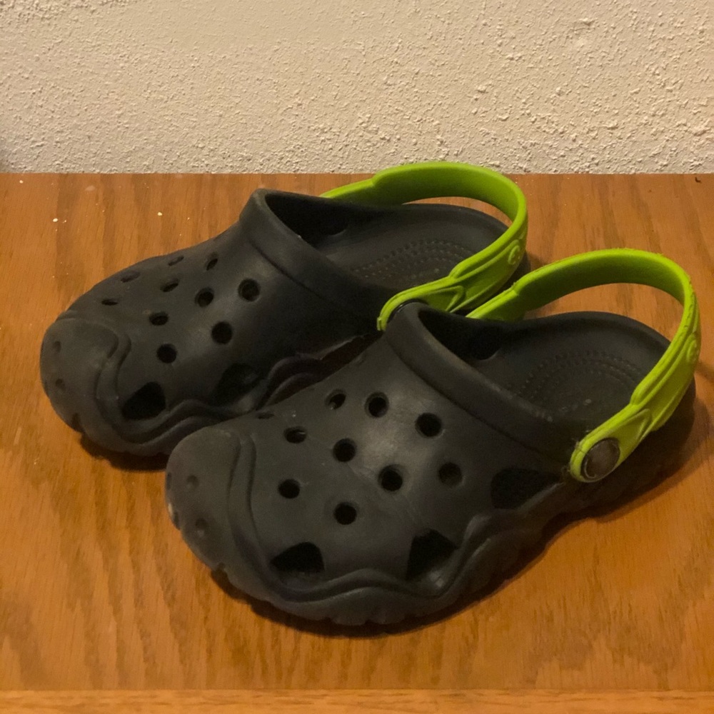 Crocs for boys size 12
